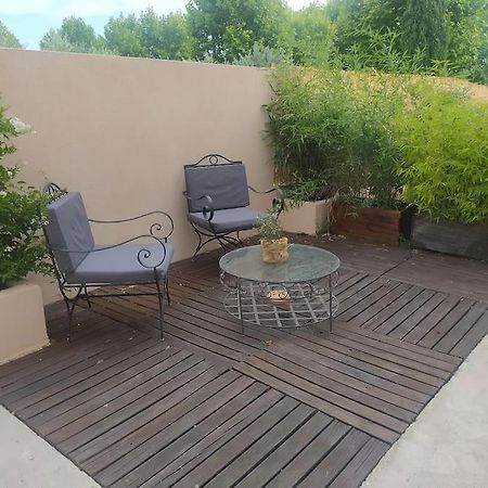 Appartamento Le Petit Pied A Terre Du Luberon Mérindol Esterno foto